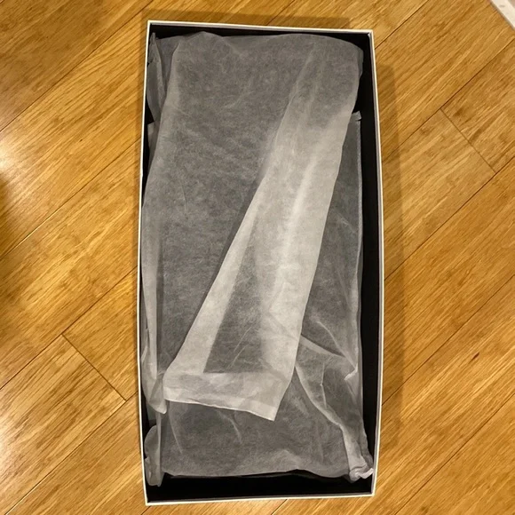 Brand new Black leather Alias Mae boot - Picture 2 of 5